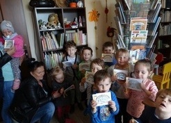 Zdjęcie z galerii: 032_2016 Motylki w bibliotece