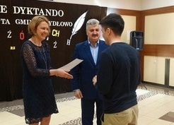 Zdjęcie z galerii: IV Gminne Dyktando dla Dorosłych