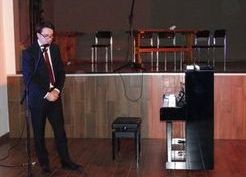 Zdjęcie z galerii: Narodowy Dzień Żołnierzy Wyklętych i 210 urodziny Fryderyka Chopina