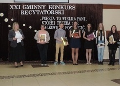 Zdjęcie z galerii: 45_2015 XXI Gminny Konkurs Recytatorski