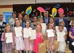 Zdjęcie z galerii: 50_2015 XII Gminny Konkurs Piosenki